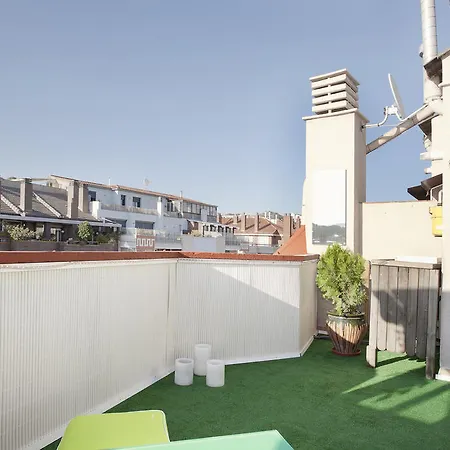 Atic Gaudi-gracia Apartment