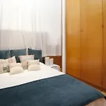 Atic Gaudi-gracia Apartment Barcelona